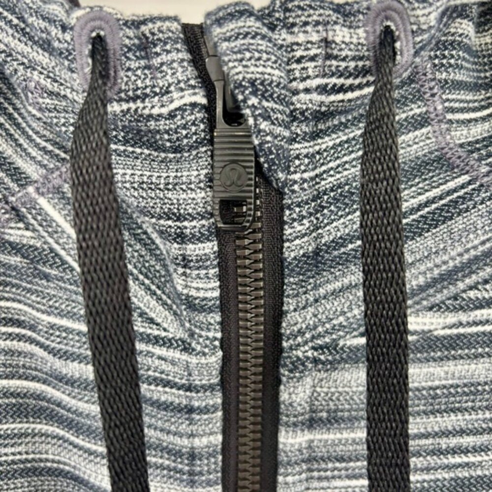 Lululemon Hooded Define Jacket Nulu Grey Size 6 - Picture 12 of 16